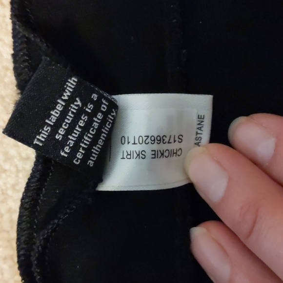 Diane von Furstenberg 'Chickie' Panelled Stretch Black Wool Pencil Skirt - Picture 4 of 8